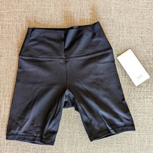 *NEW* ATHLETA Transcend 7inch Bike Short